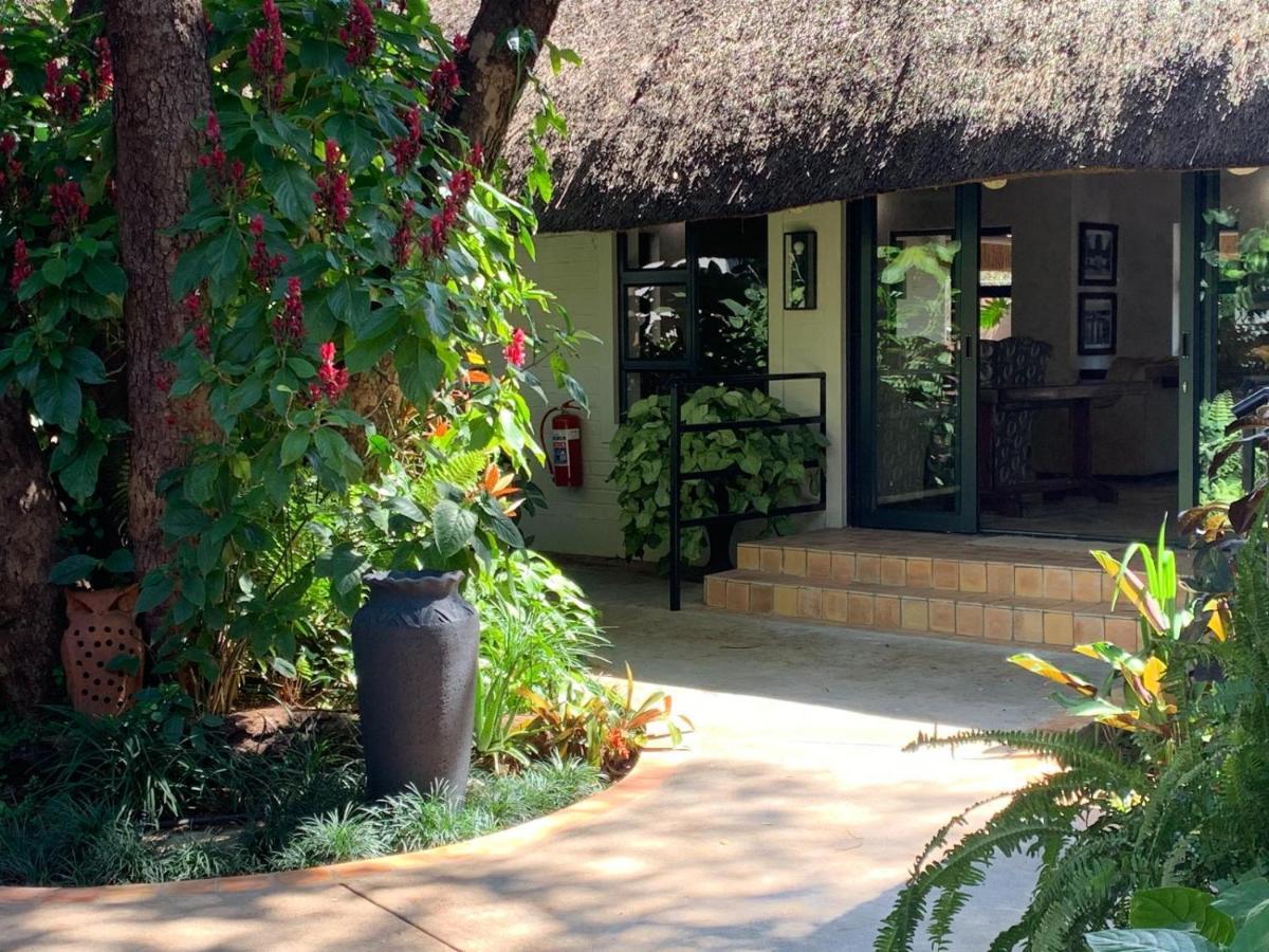Pamarah Lodge Victoria Falls Exterior foto