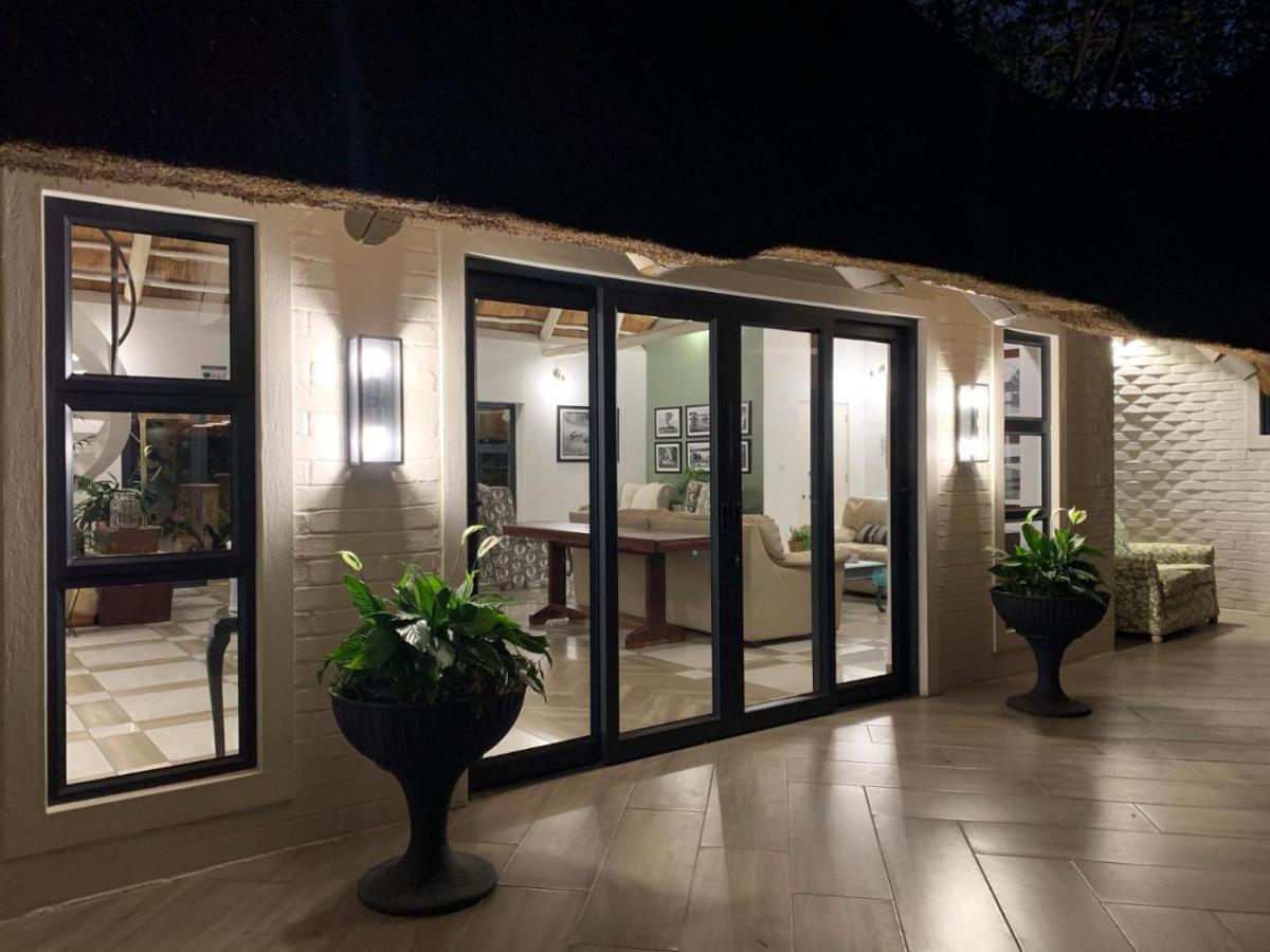 Pamarah Lodge Victoria Falls Exterior foto